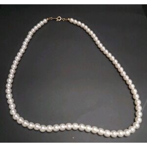 Vintage Glass Pearl Necklace 18" Grannycore Classic Mid-Century Style